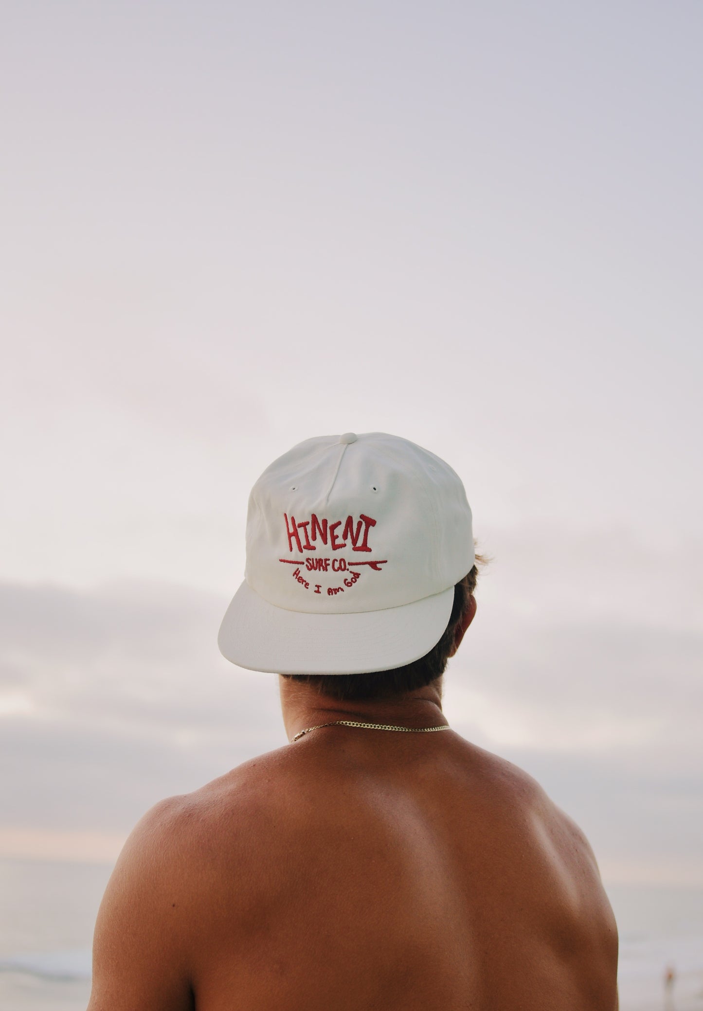 Hineni Hat